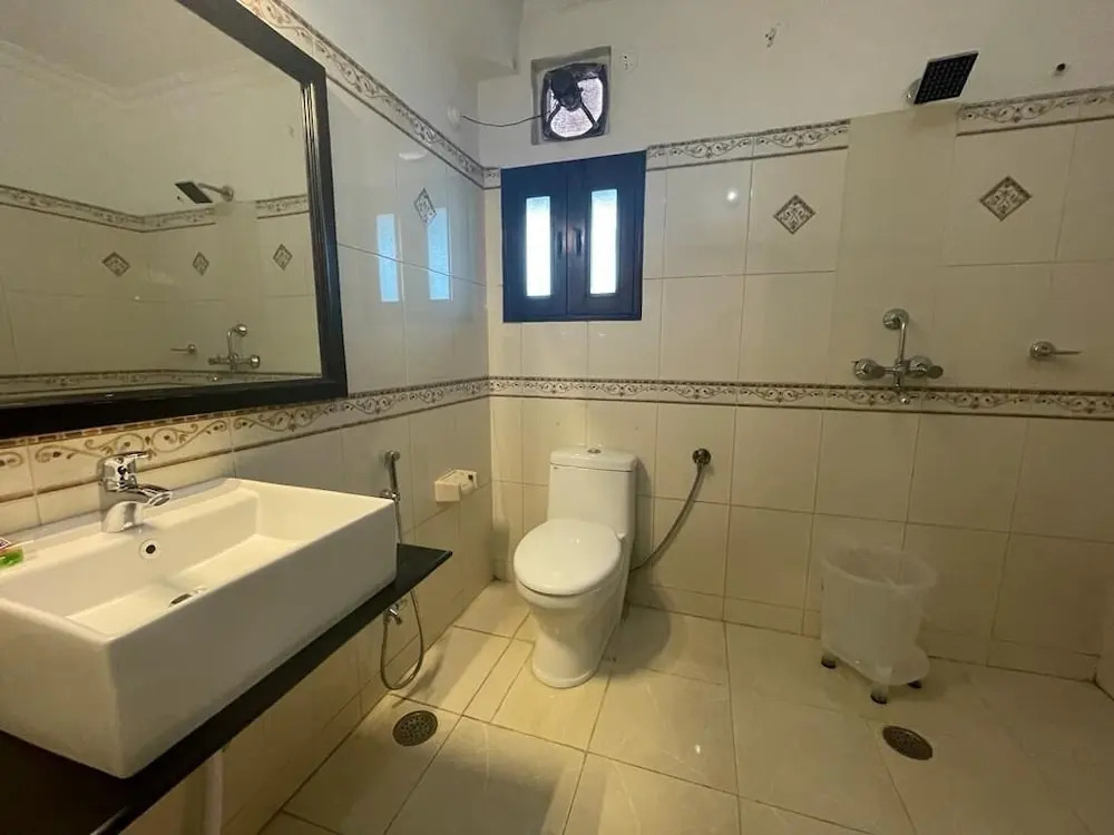 OYO 2428 Hotel Ashish