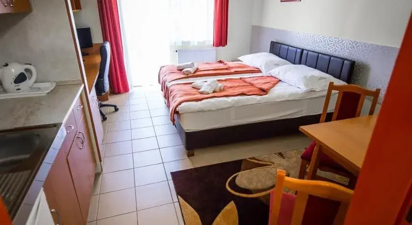 Auguszta Hotel