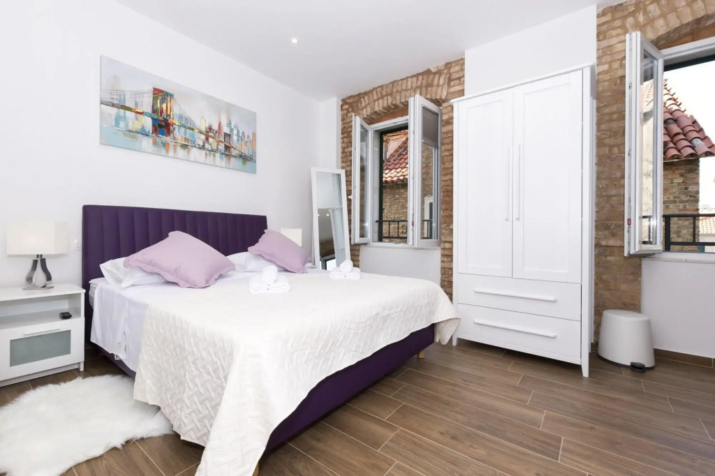 Peruzovic Rooms 1