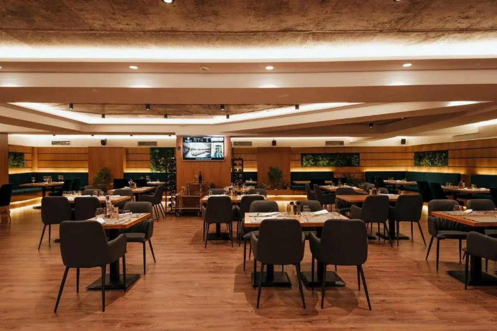 Black Diamond Hotel
