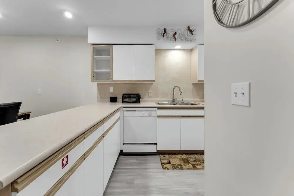 Peaceful 2BR Condo by Golf Course & Pools