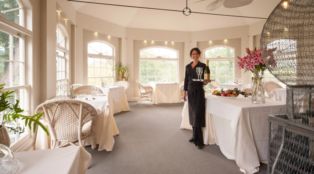 The Woodbridge Waterfront Rooms