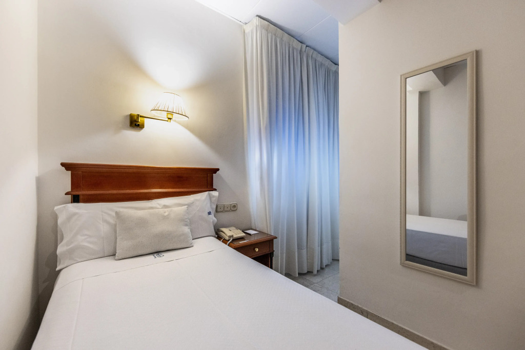 Hotel Sacromonte