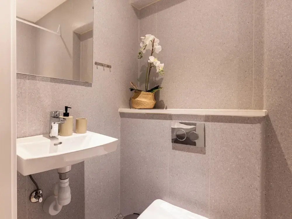 Noble - Fantastic 5-bdr Apt in the Capital