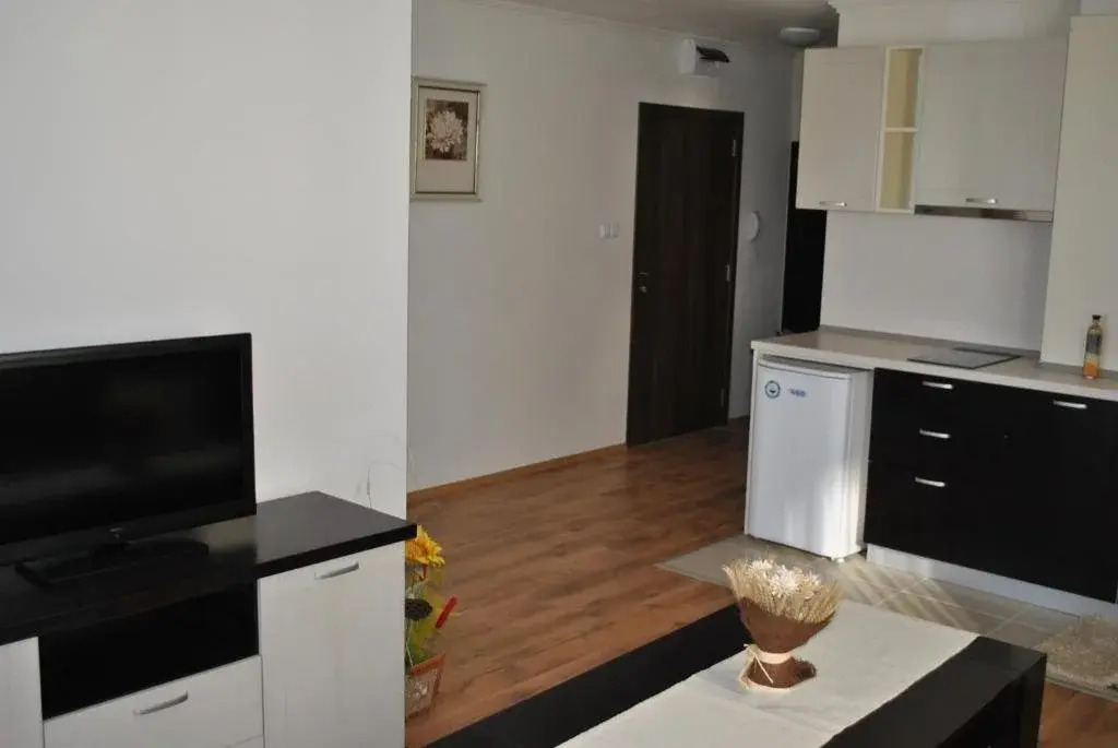 Antorini Apartments