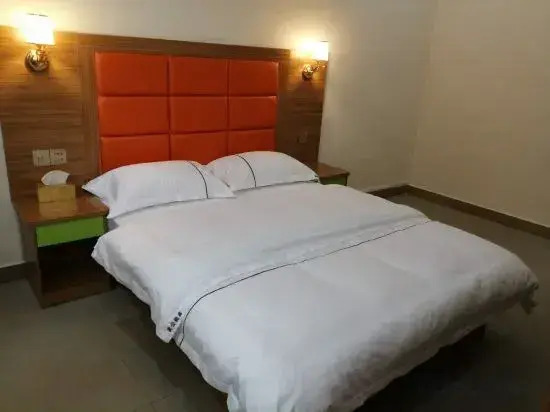 Fuyuan Apartment