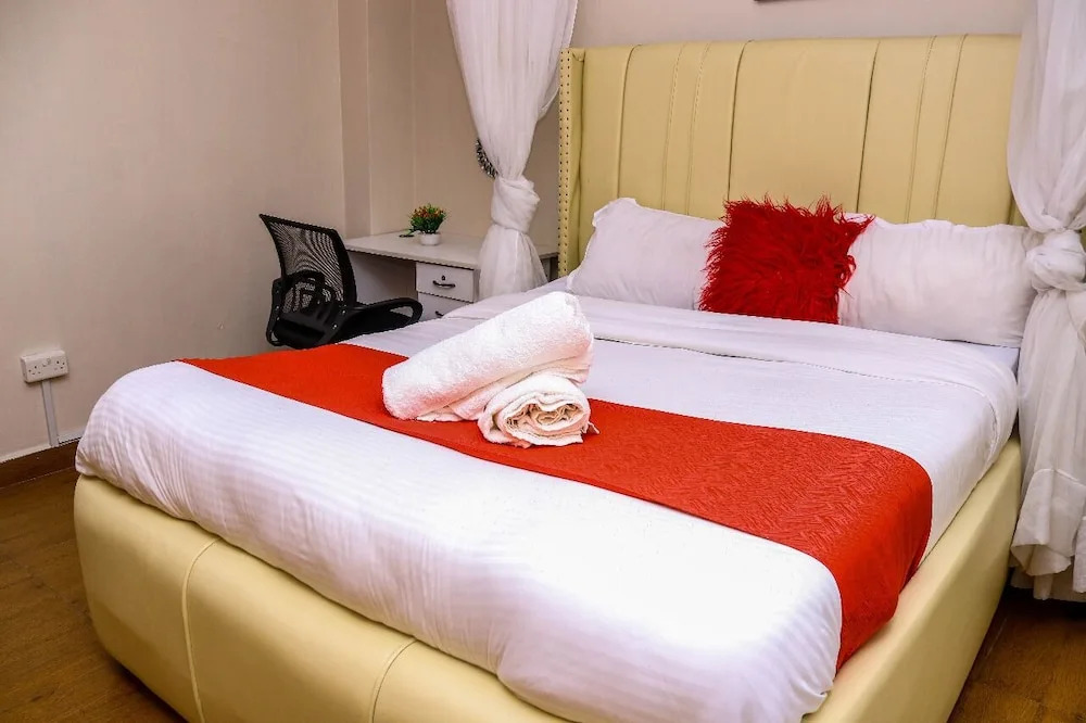 4 Bedroom Furnished Skyline Apartment