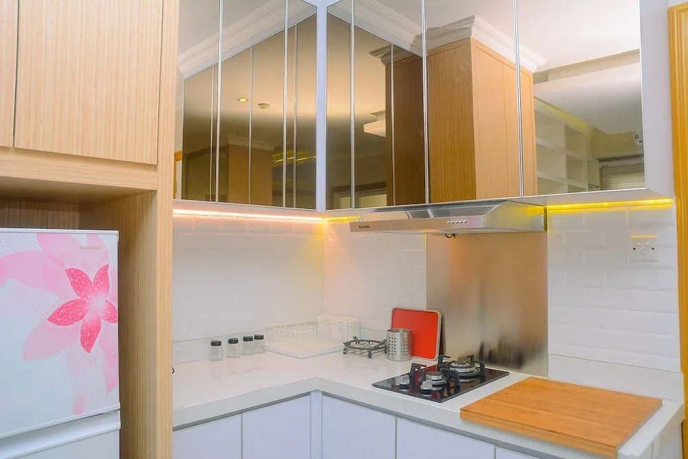 Modern Studio at Titanium Square Apartment By Travelio