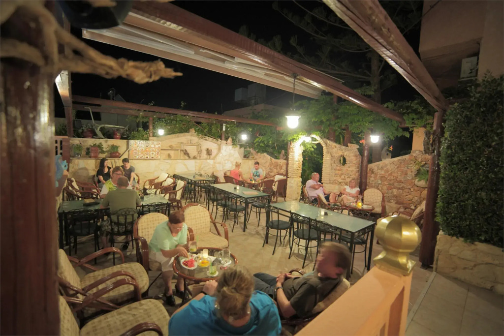 Erato Hotel