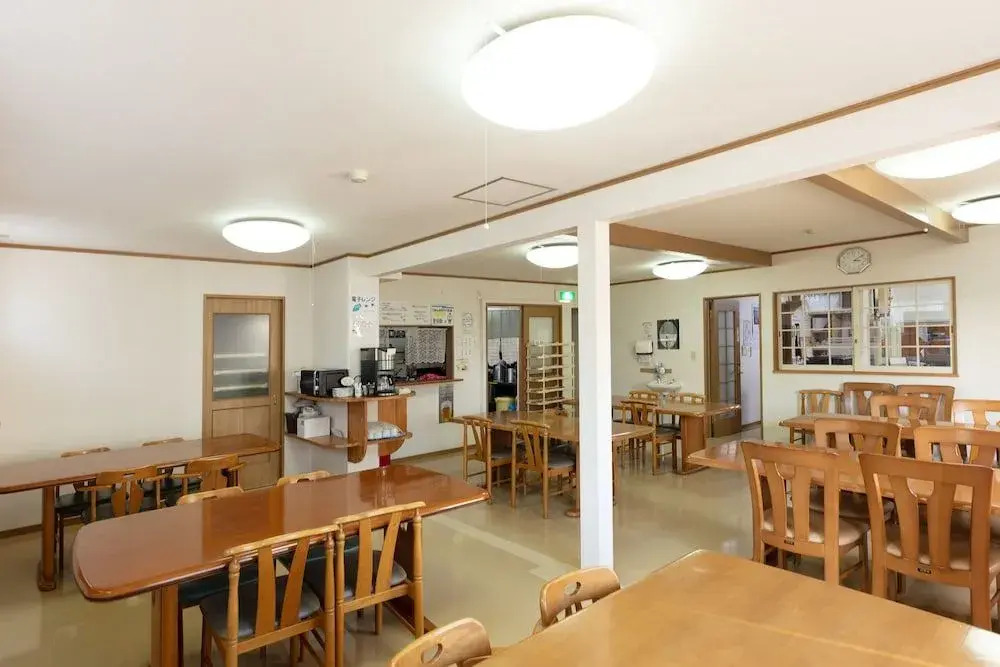 OYO Hotel Four Seasons Yamoto