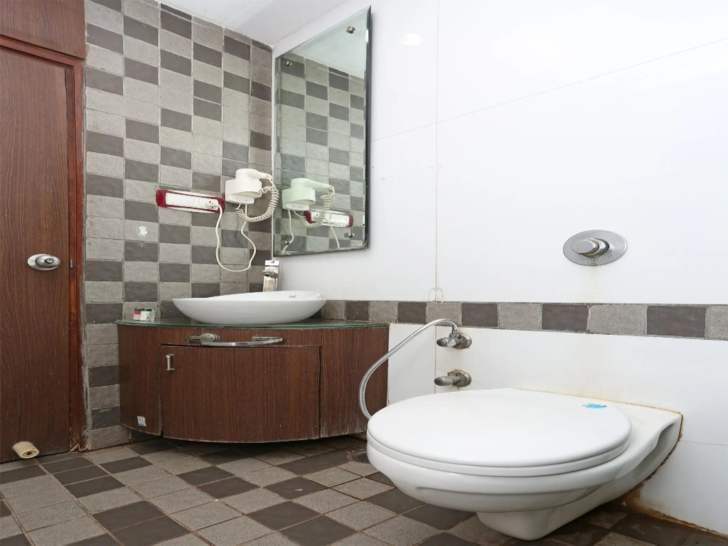 OYO 10690 Florence Hotel