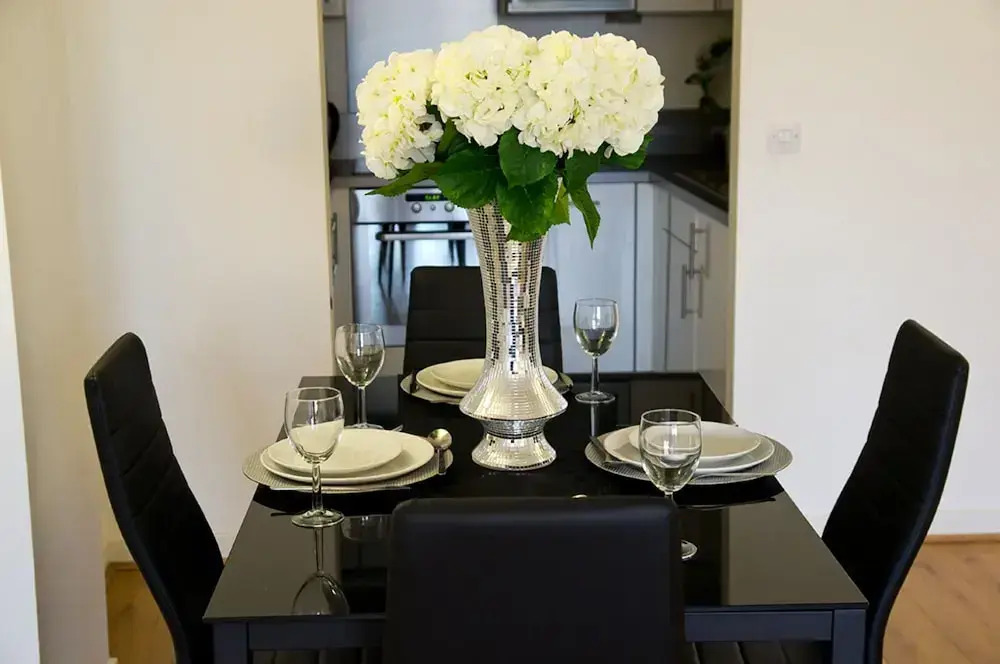 Icon Becket Apartment