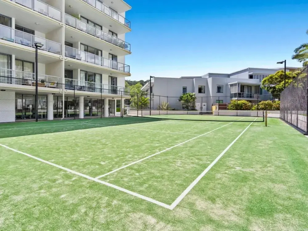 Swell Apartments - by Burleigh Letting