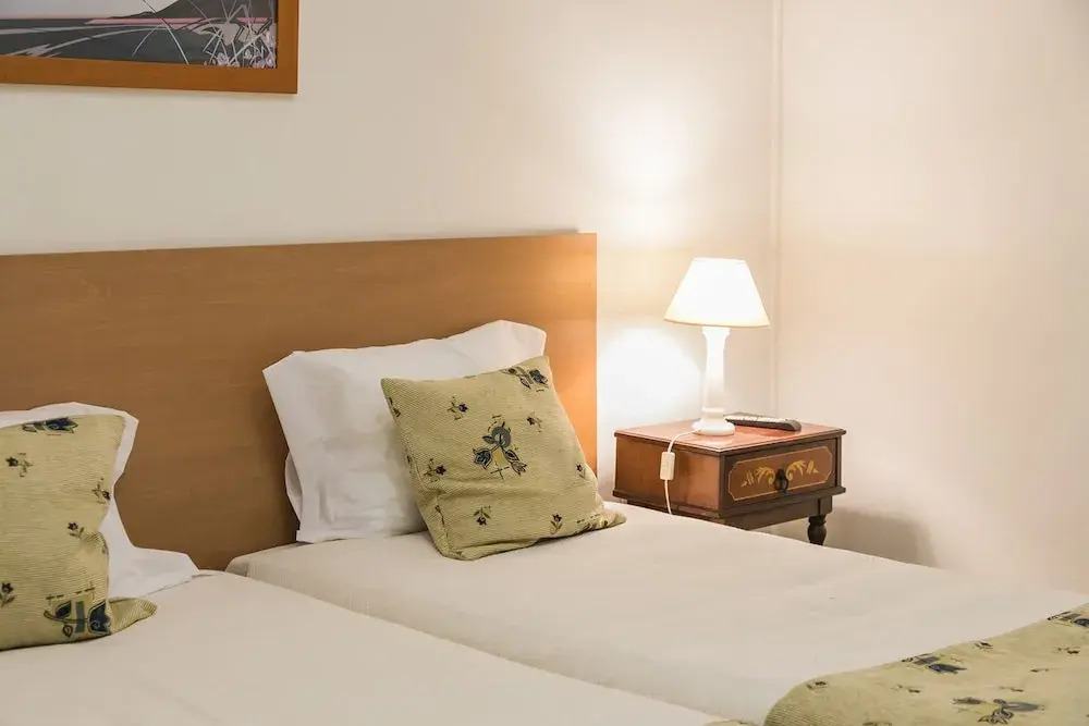 Apartamento A Francos Artist Painting 2