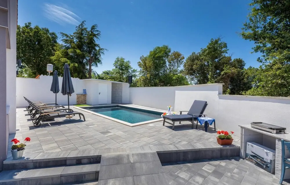 Beautiful Home in Peroj With Outdoor Swimming Pool, Wifi and 4 Bedrooms