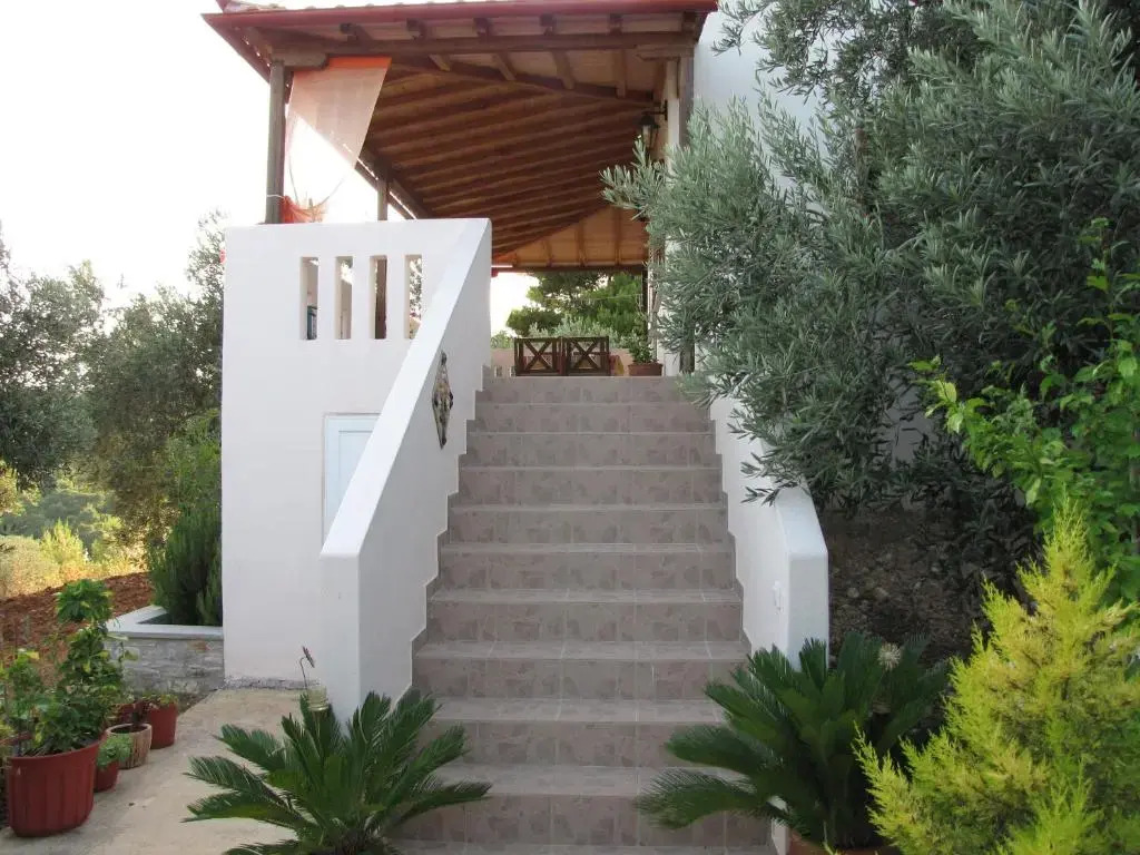 Elia house 1 astoning sea view among the olive trees