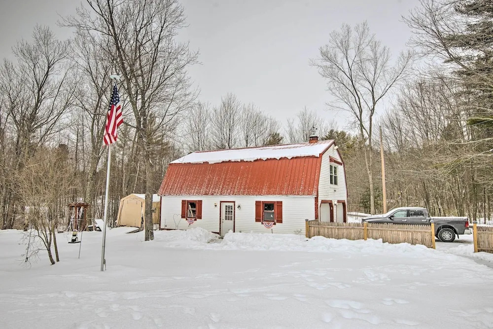 Charming Studio < 10 Miles to Wells' Beaches!