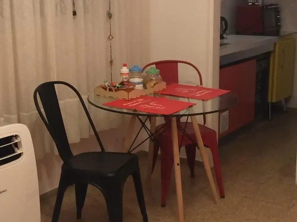 Tu lugar - Adults Only