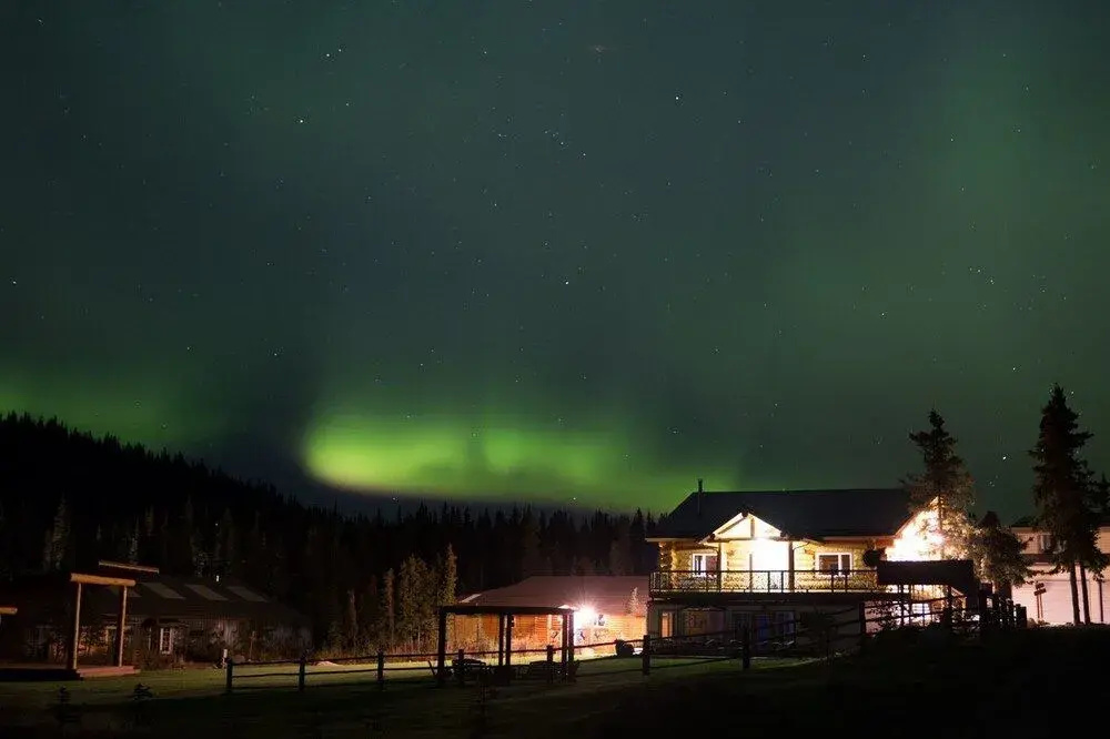 Tonglen Lake Lodge