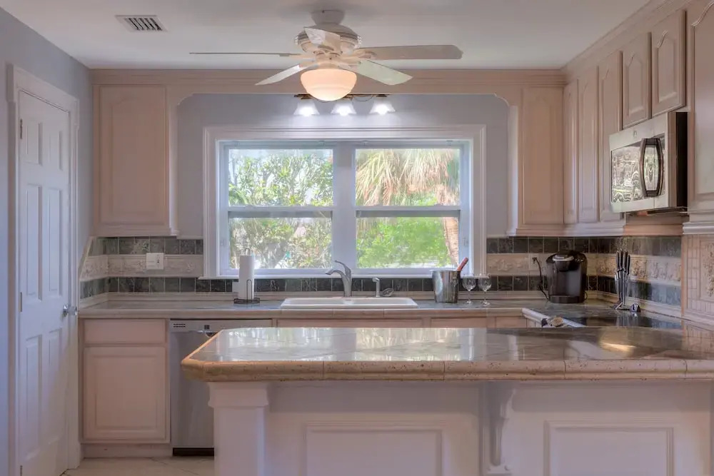 Yellow B - Pet Friendly - Beach Views