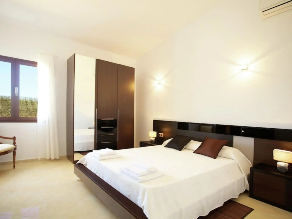 Country House in Campanet With Private Pool