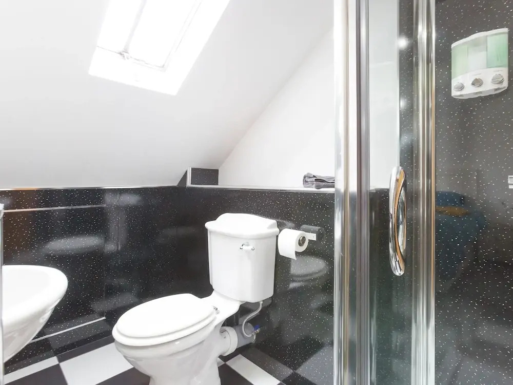 Bamse Self-Catering Ensuite Rooms with Shared Kitchen