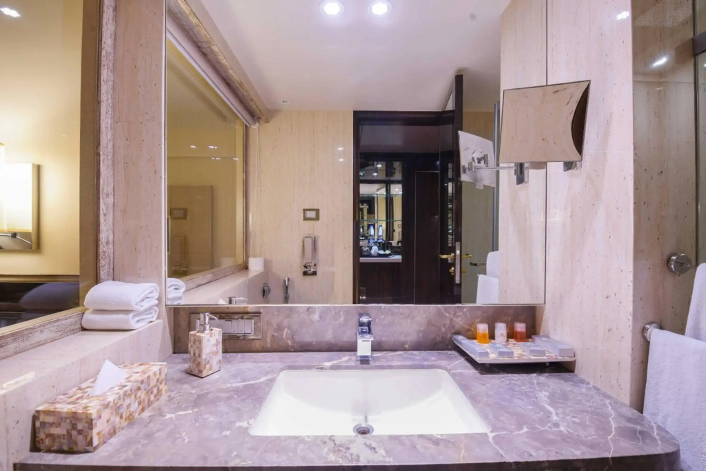 Hotel Sai Palace Grand Malad
