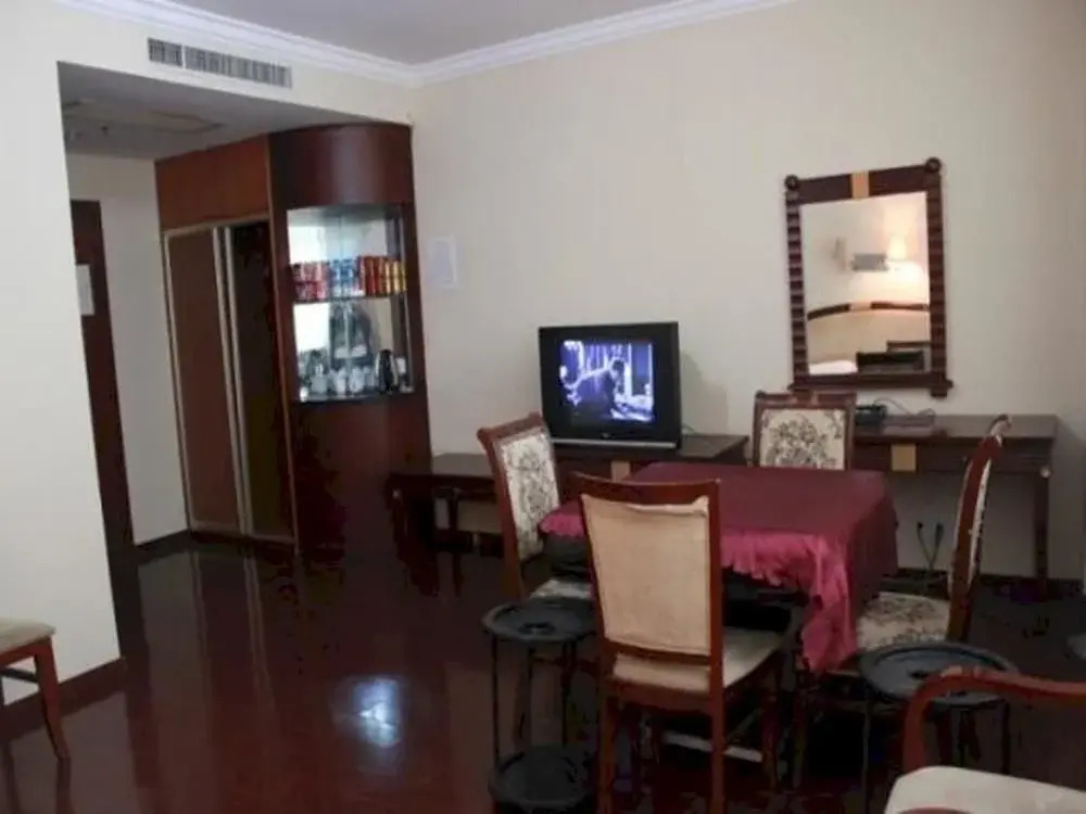 Green Tree Hotel