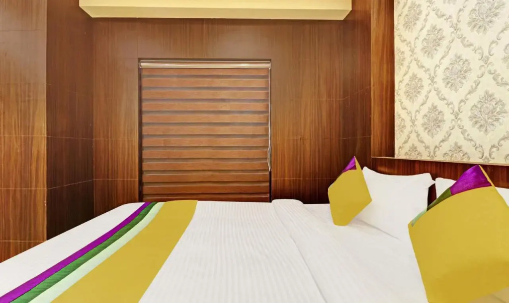 Itsy Hotels Sapphire Residency