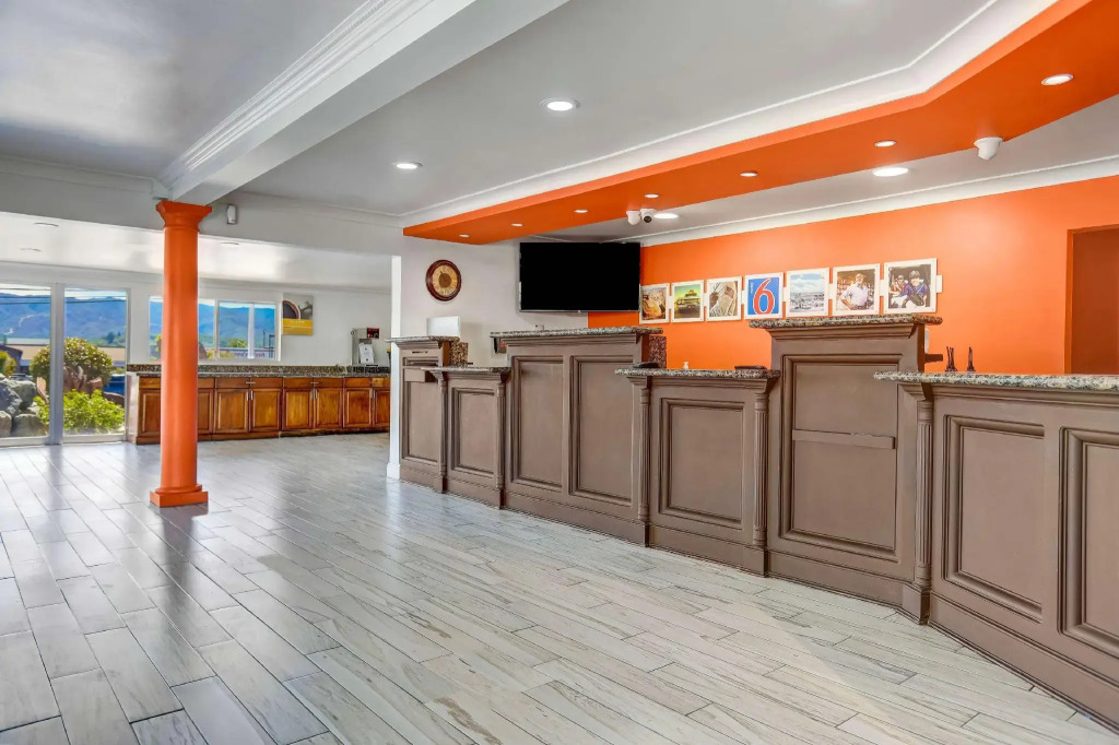 Motel 6-Ukiah, CA - North
