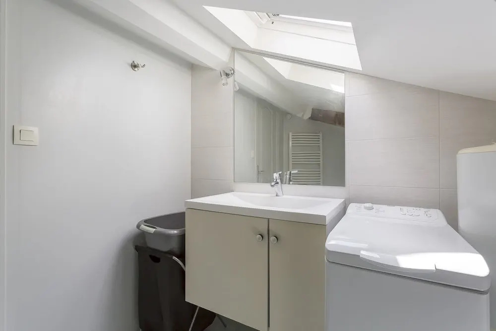 Nice 2 Room Apartment - Lyon