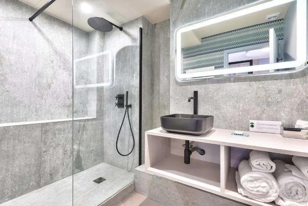 Hotel 33 Marbeuf