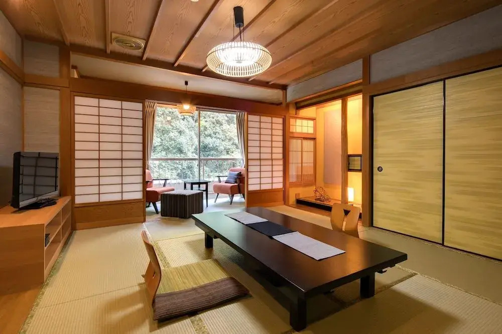 Hananosato Onsen Sansuikan