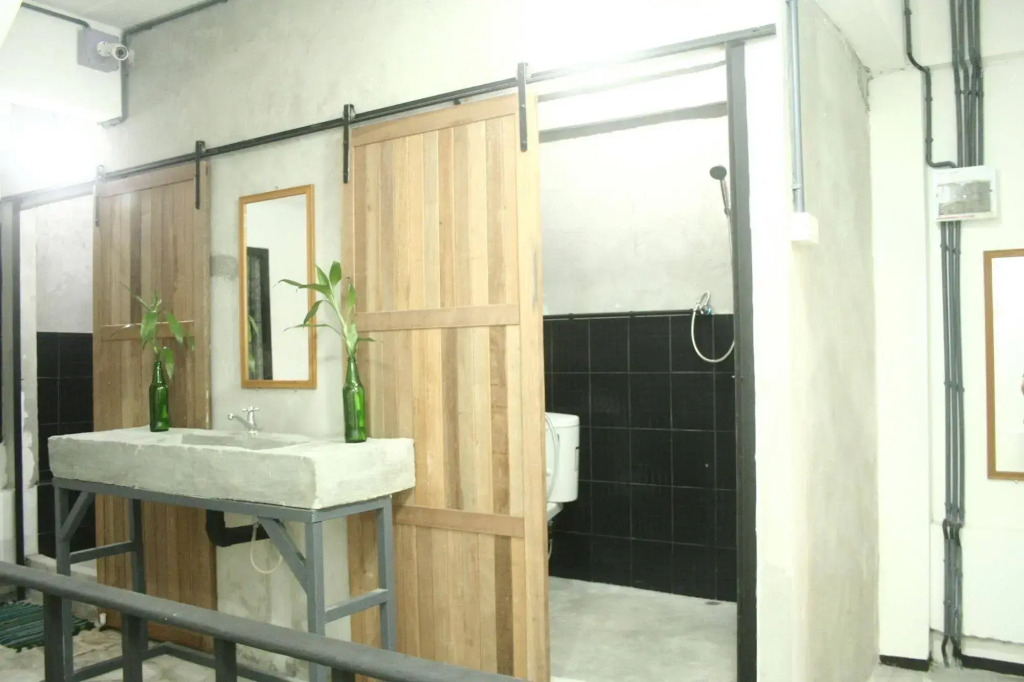 YoodYa Hostel