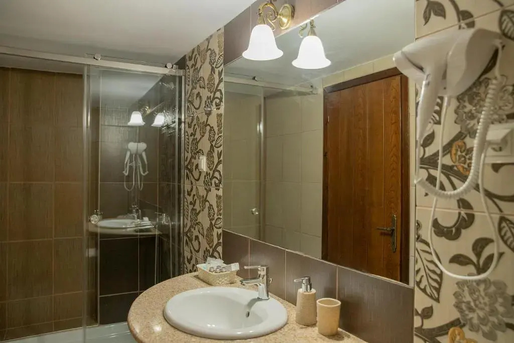 Kyrani Guesthouse