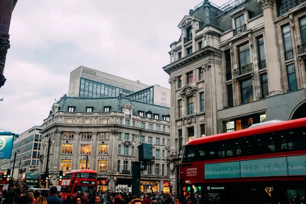 Prestigious 3br Family Flat in Mayfair by Hyde Park + Wifi