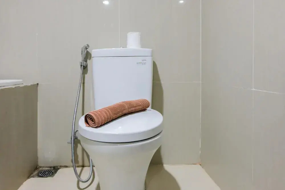 Simply Furnished 1BR @ Skyline Paramount Apartment