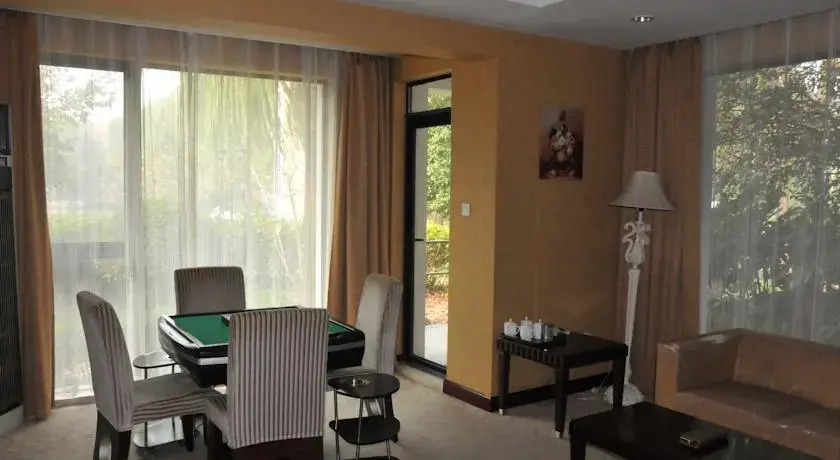 Dianshan Lake Forest Holiday Resort