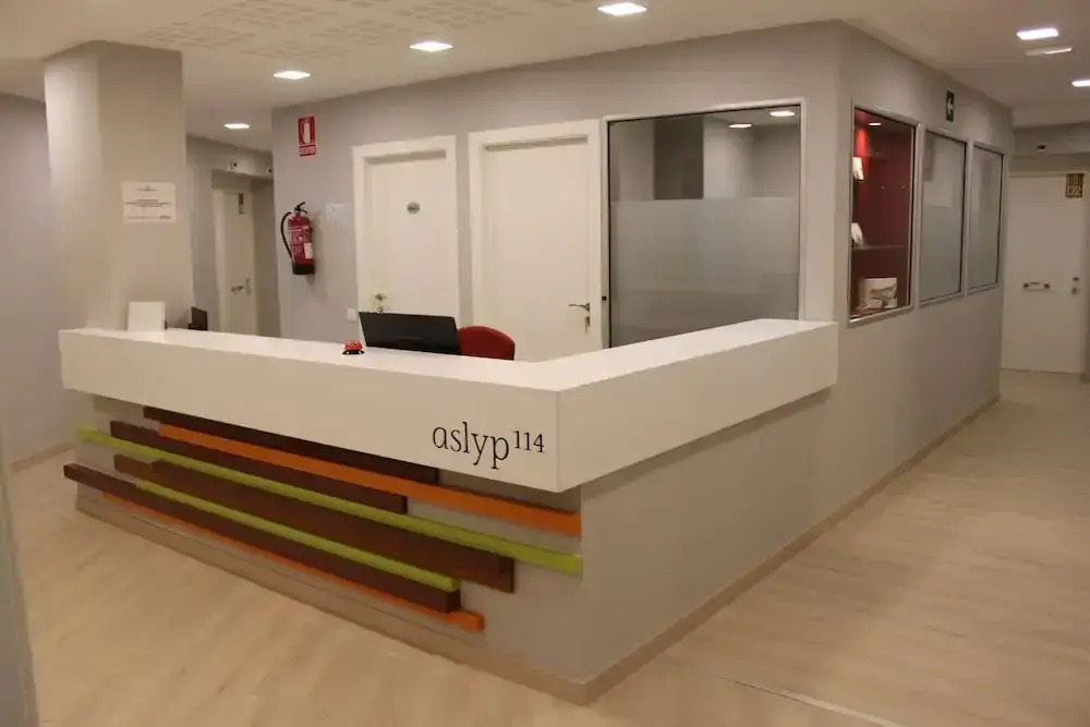 Hostal Aslyp 114