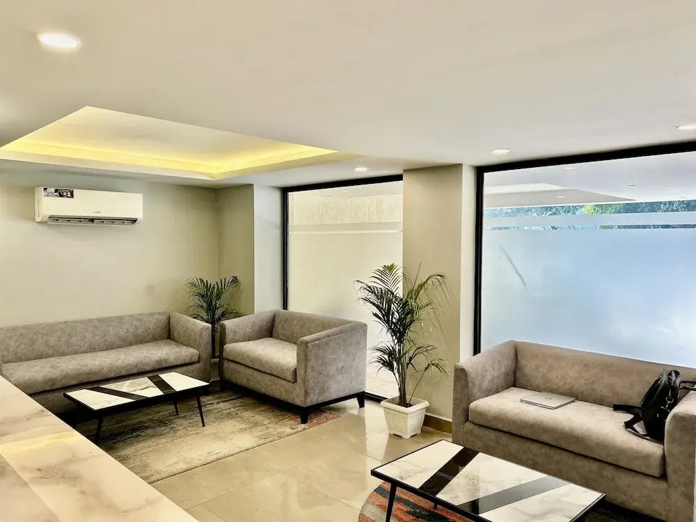Residences By Limon