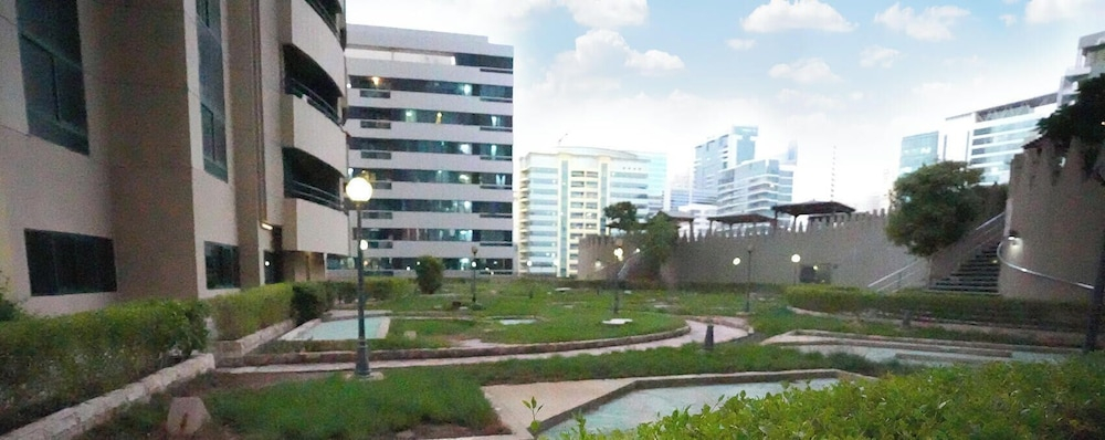 Rest Partition Room in Tecom Near Metro