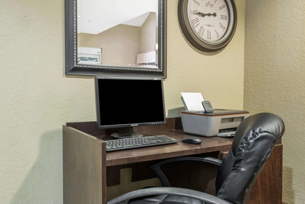Microtel Inn & Suites by Wyndham Jacksonville Airport