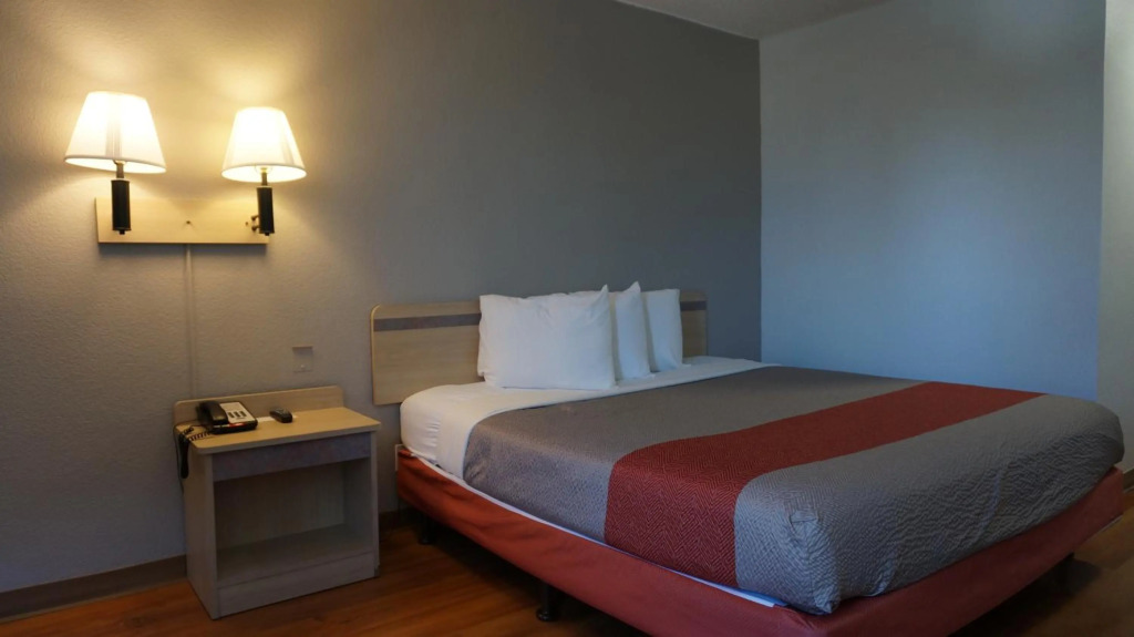 Motel 6-Belmont, CA - San Francisco - Redwood City