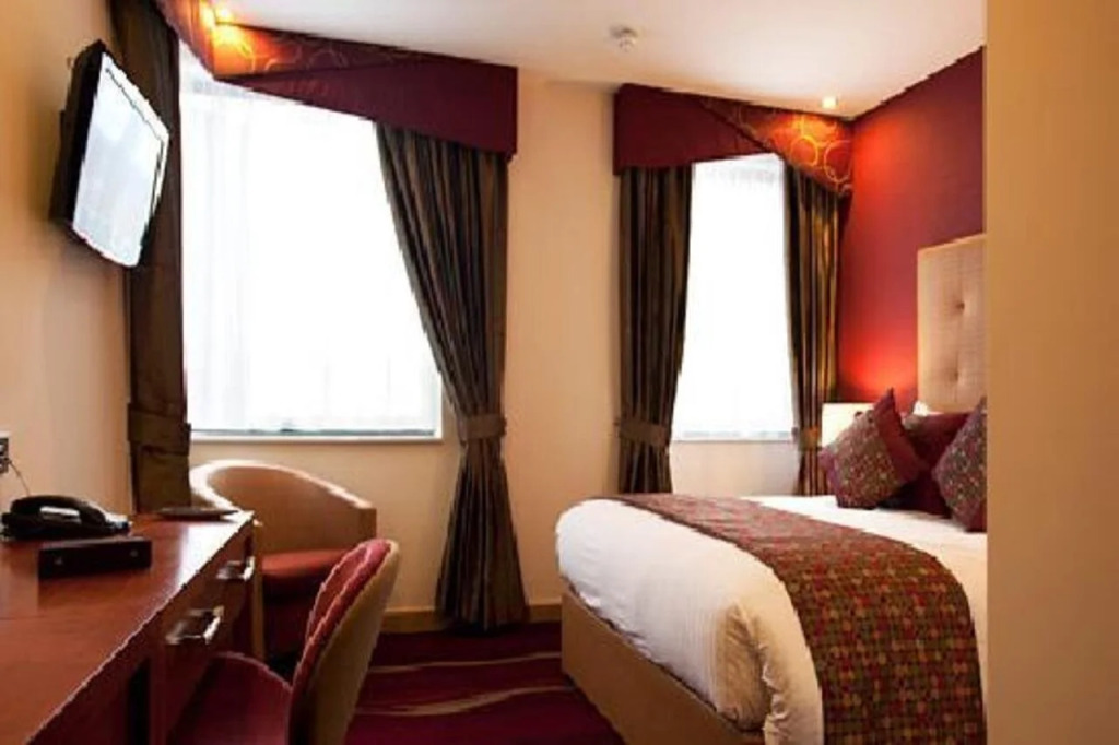 ICON Hotel