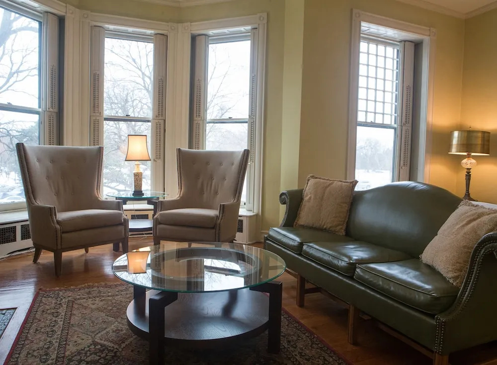 Morgan State House Inn