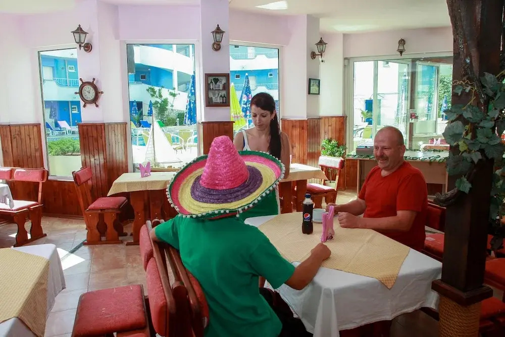Atoss Hotel