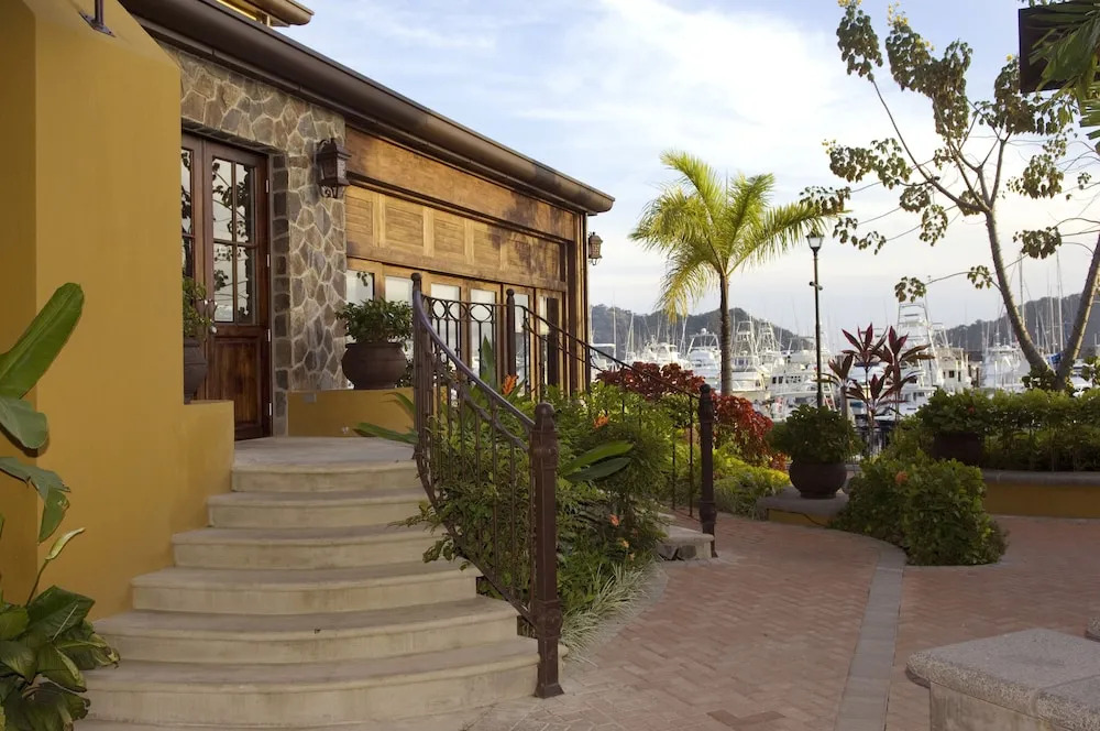 Casa Campana- Huge Luxury Villa at Los Suenos Resort