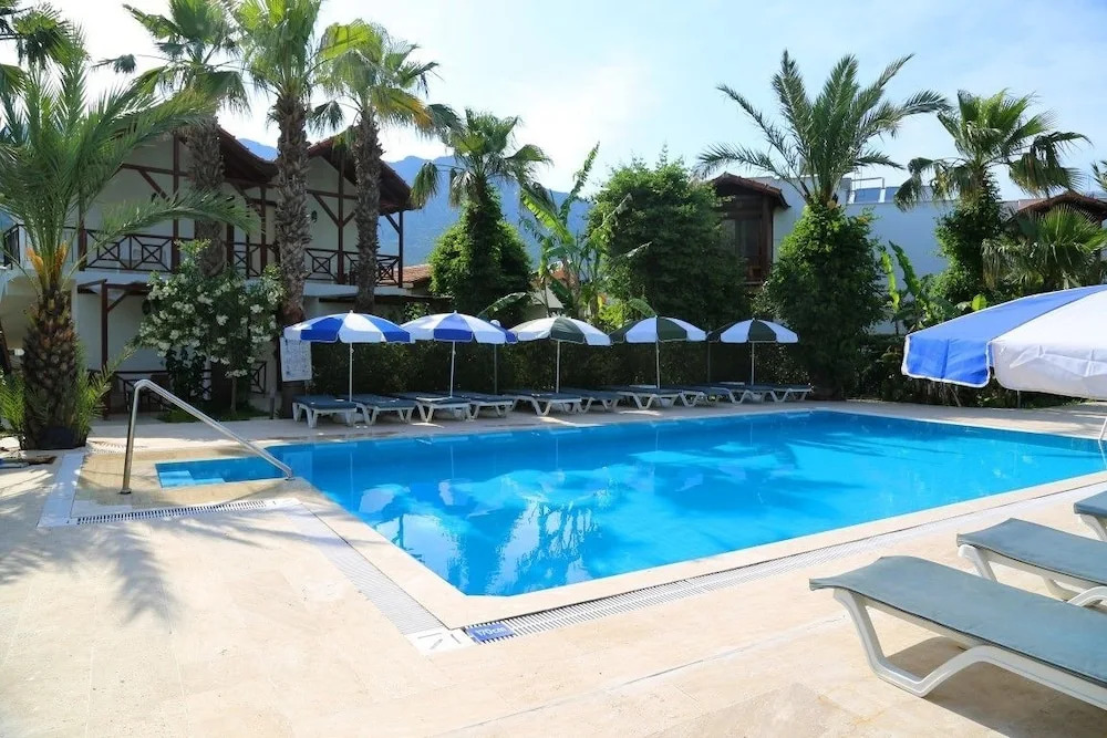 Arkadas Otel