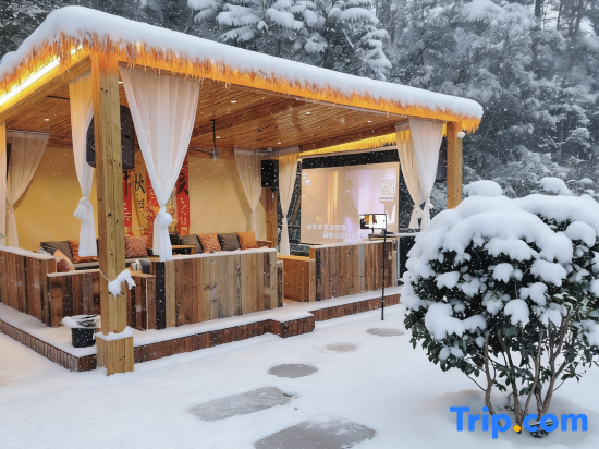 Yuanshanjian Homestay (Nanyue Hengshan Scenic Area)