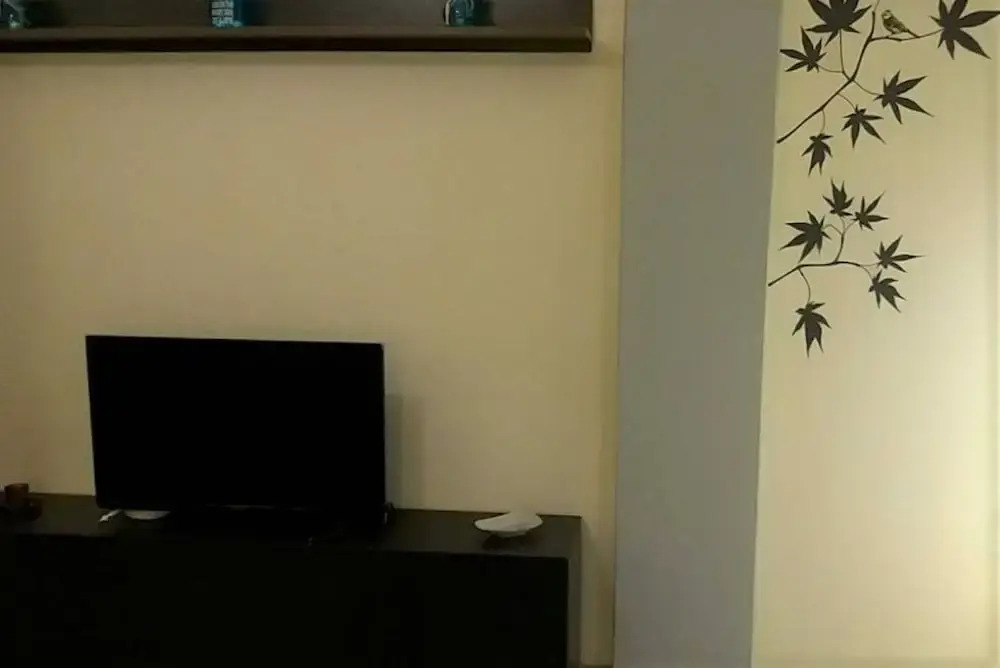 Funky Apt in Central Athens • 5' from Metro!